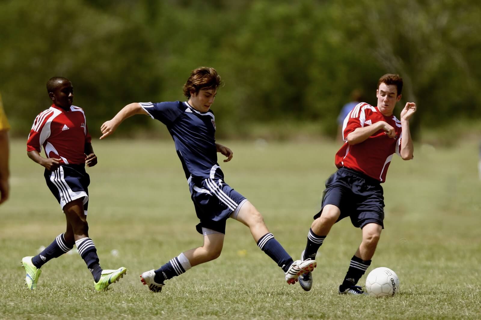5 Pre-Season Football Training Tactics to Adopt